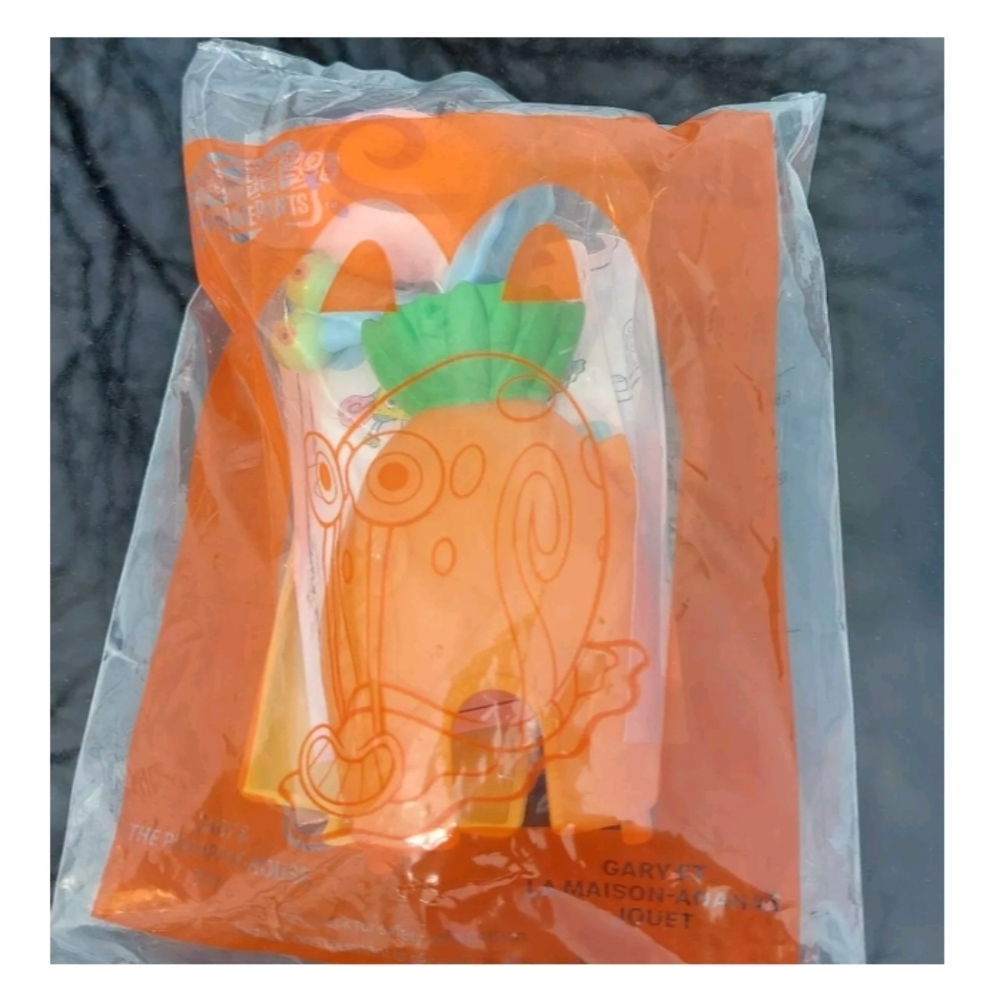 New! McDonalds SpongeBob Toy Gary the Snail Pineapple House NEW IN PACKAGE